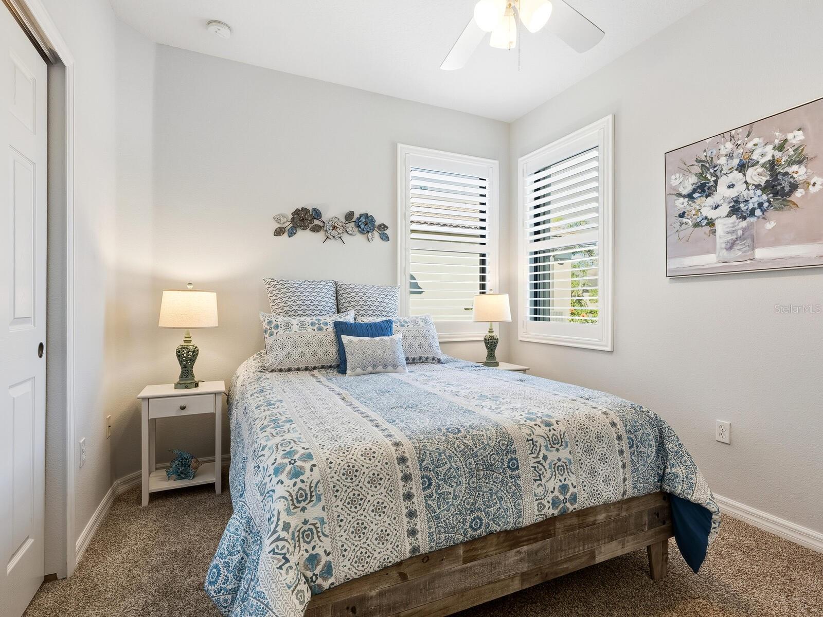 Image 26 of 41 For 11127 Campazzo Drive