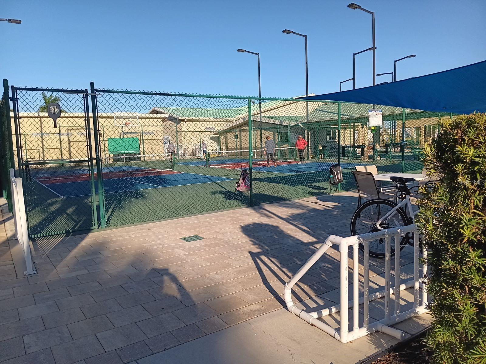 Image 27 of 33 For 638 Leisure  