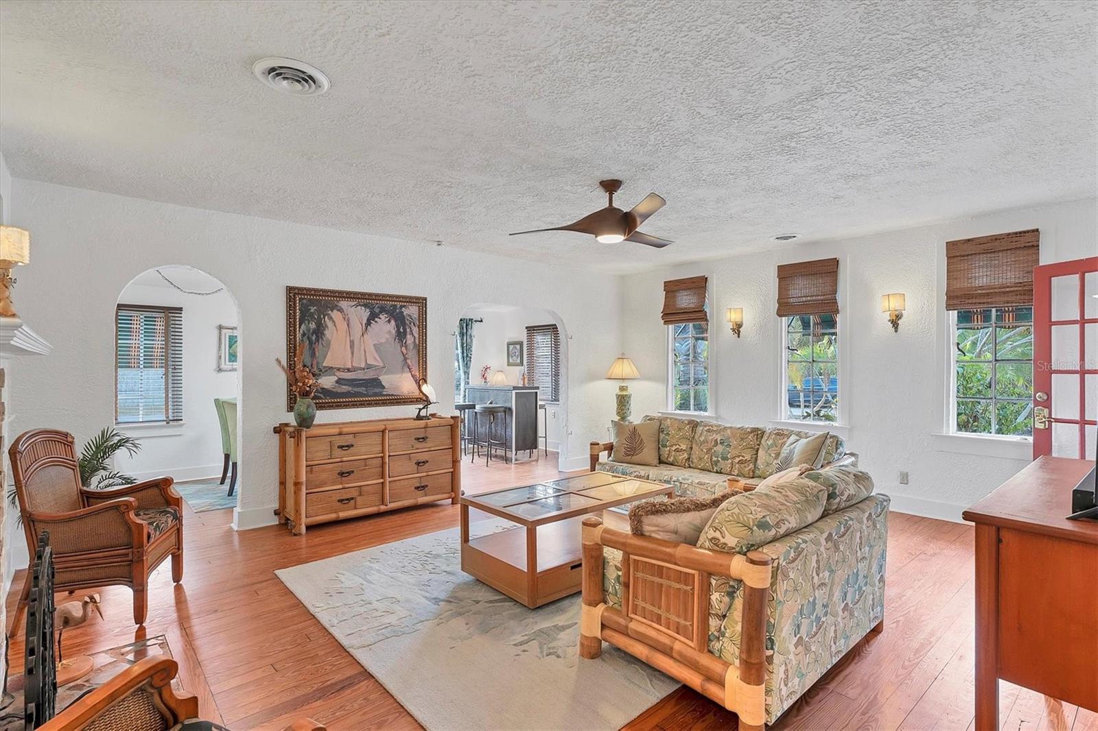 Image 11 of 63 For 202 Pocono Trail E