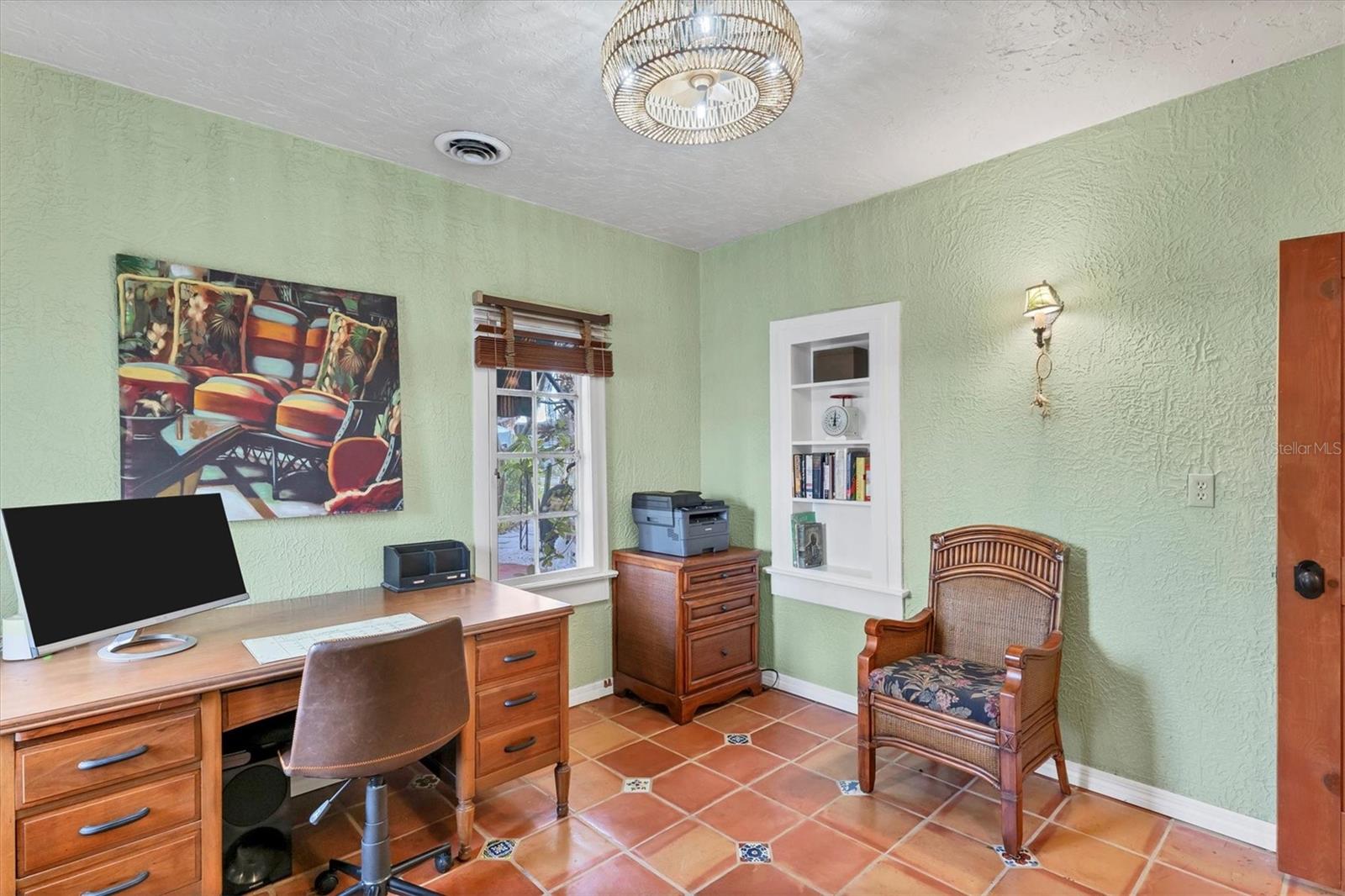 Image 23 of 63 For 202 Pocono Trail E