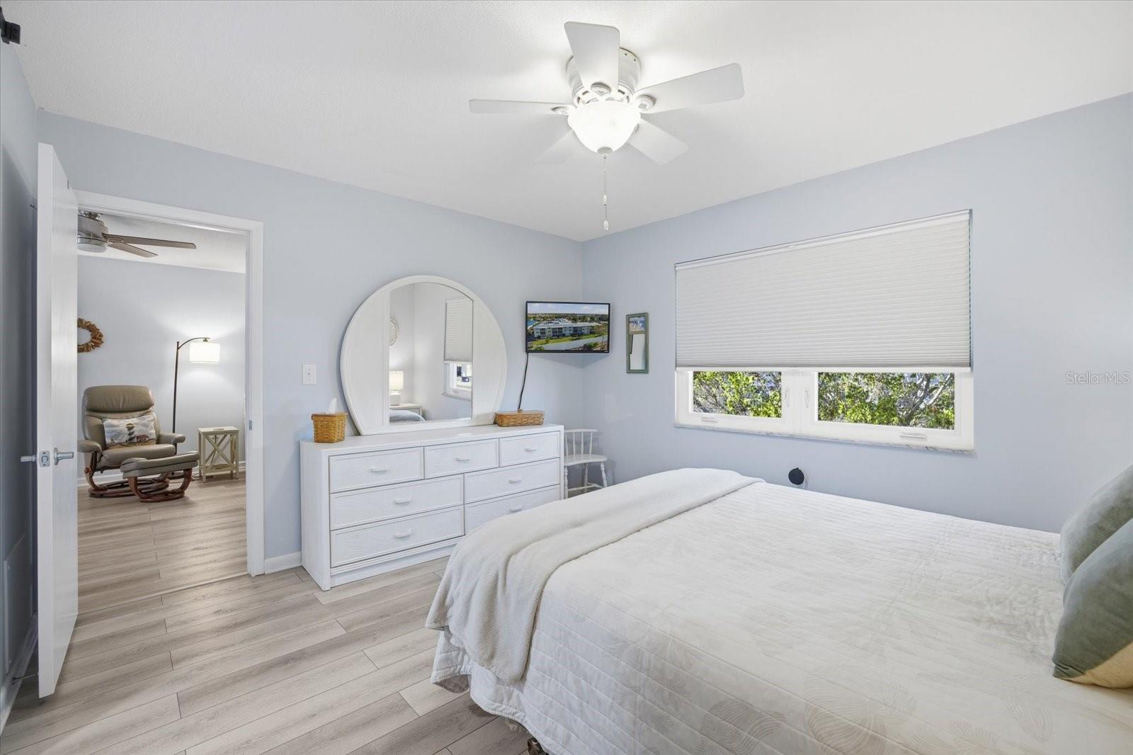 Image 16 of 34 For 649 Tamiami Trail S 306