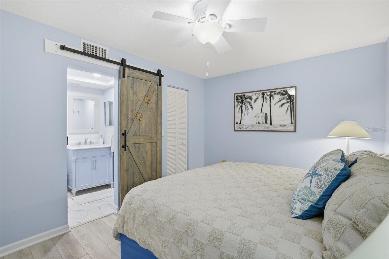 Image 21 of 34 For 649 Tamiami Trail S 306