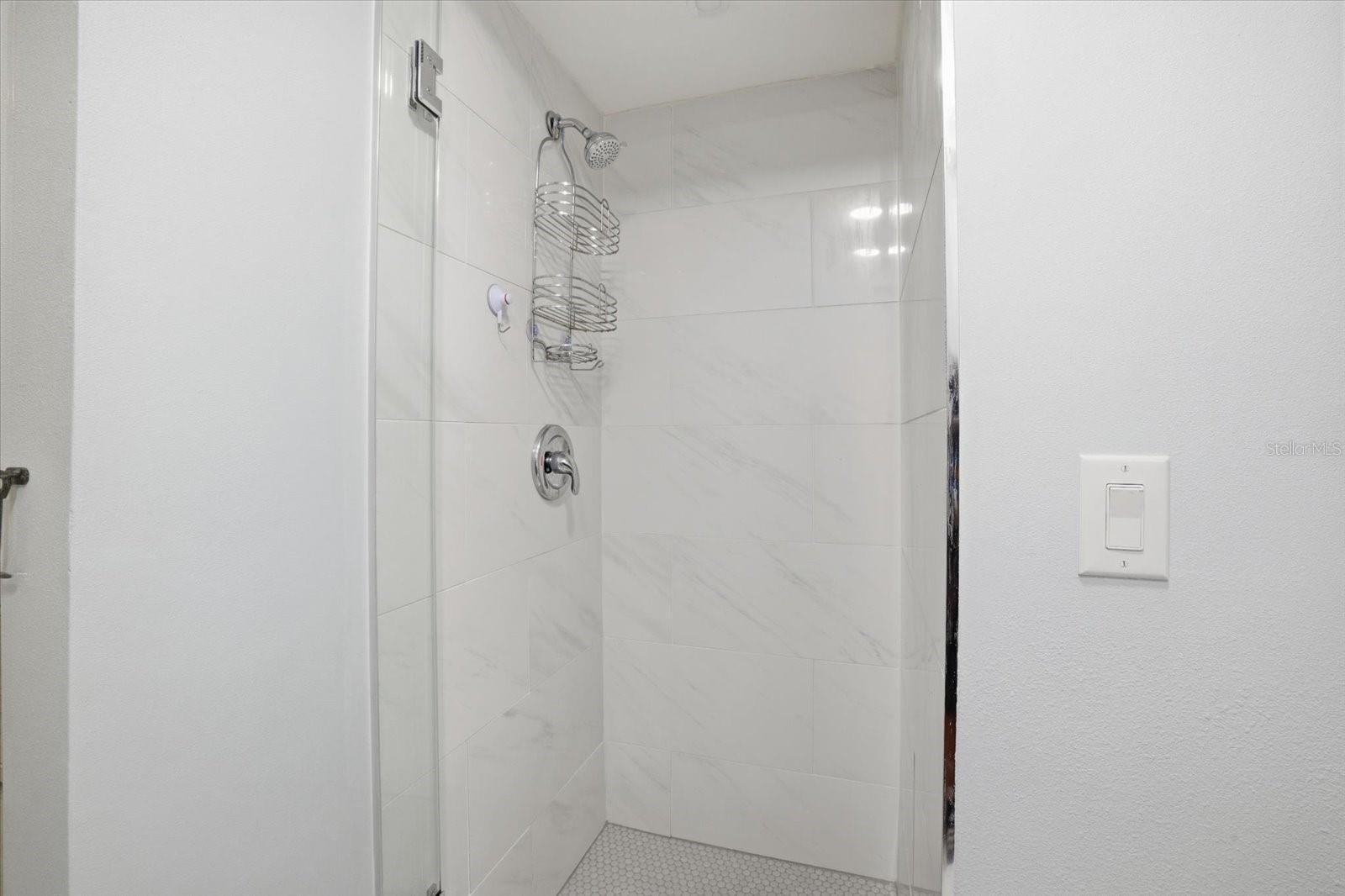 Image 23 of 34 For 649 Tamiami Trail S 306