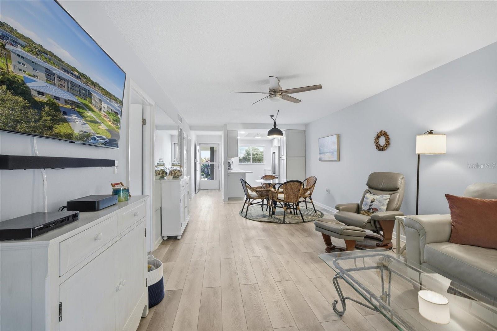 Image 7 of 34 For 649 Tamiami Trail S 306