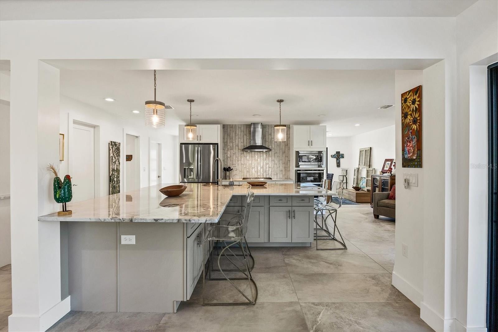 Image 13 of 58 For 438 Gate Drive