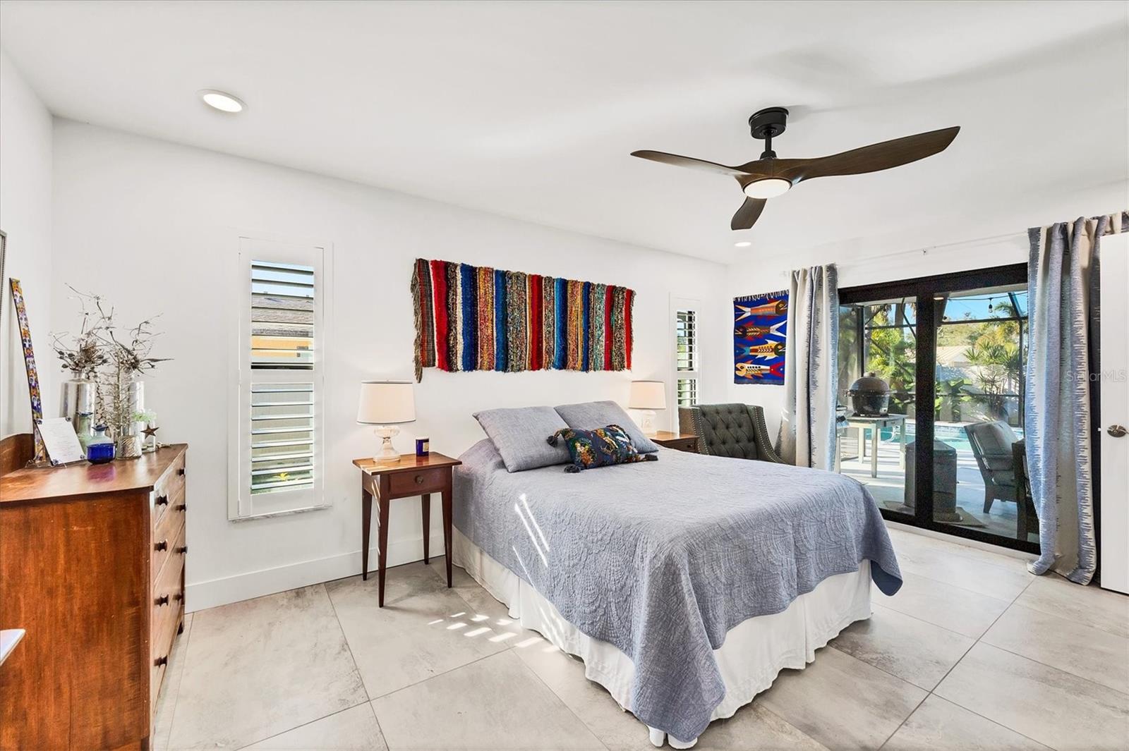 Image 22 of 58 For 438 Gate Drive