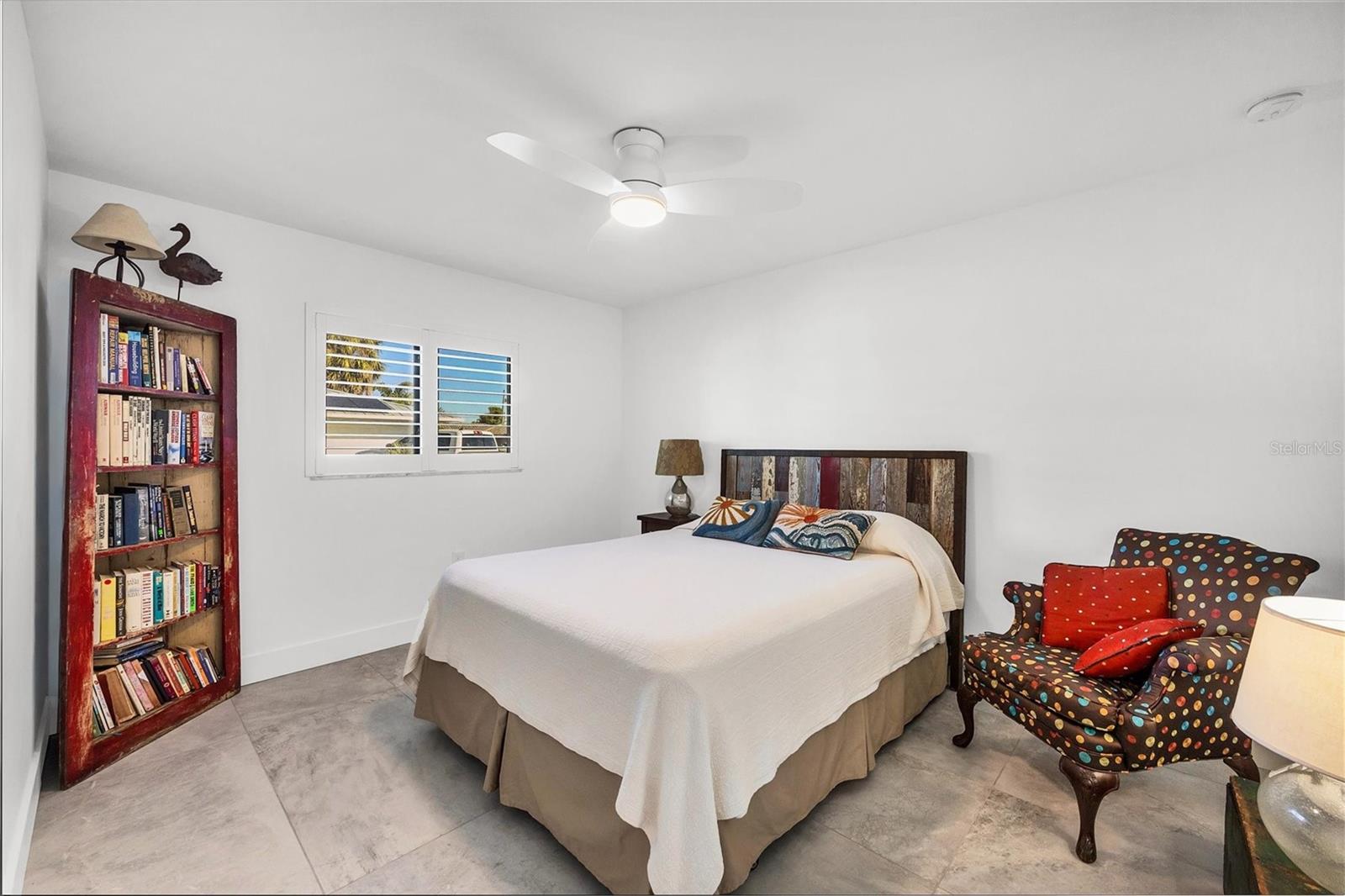 Image 26 of 58 For 438 Gate Drive