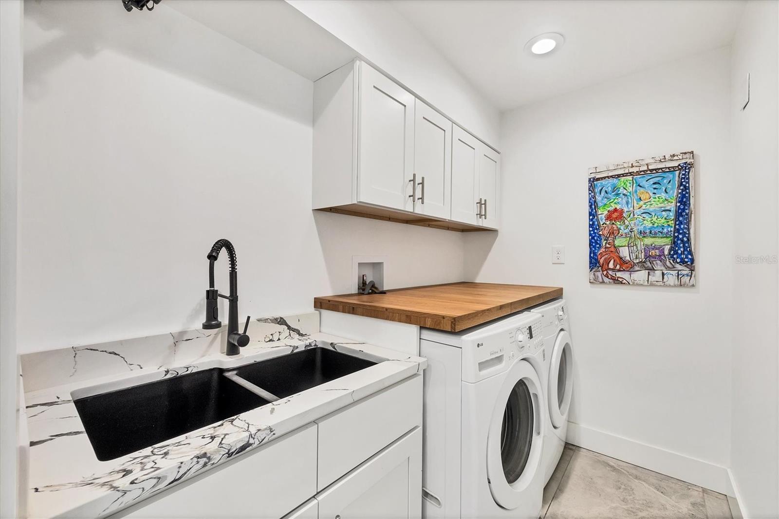 Image 30 of 58 For 438 Gate Drive