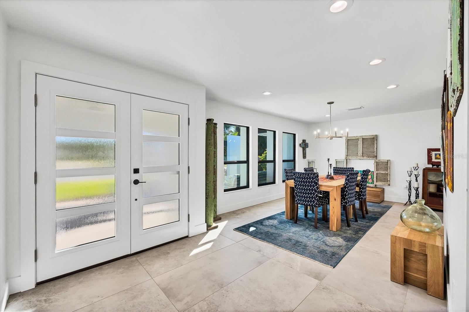 Image 4 of 58 For 438 Gate Drive