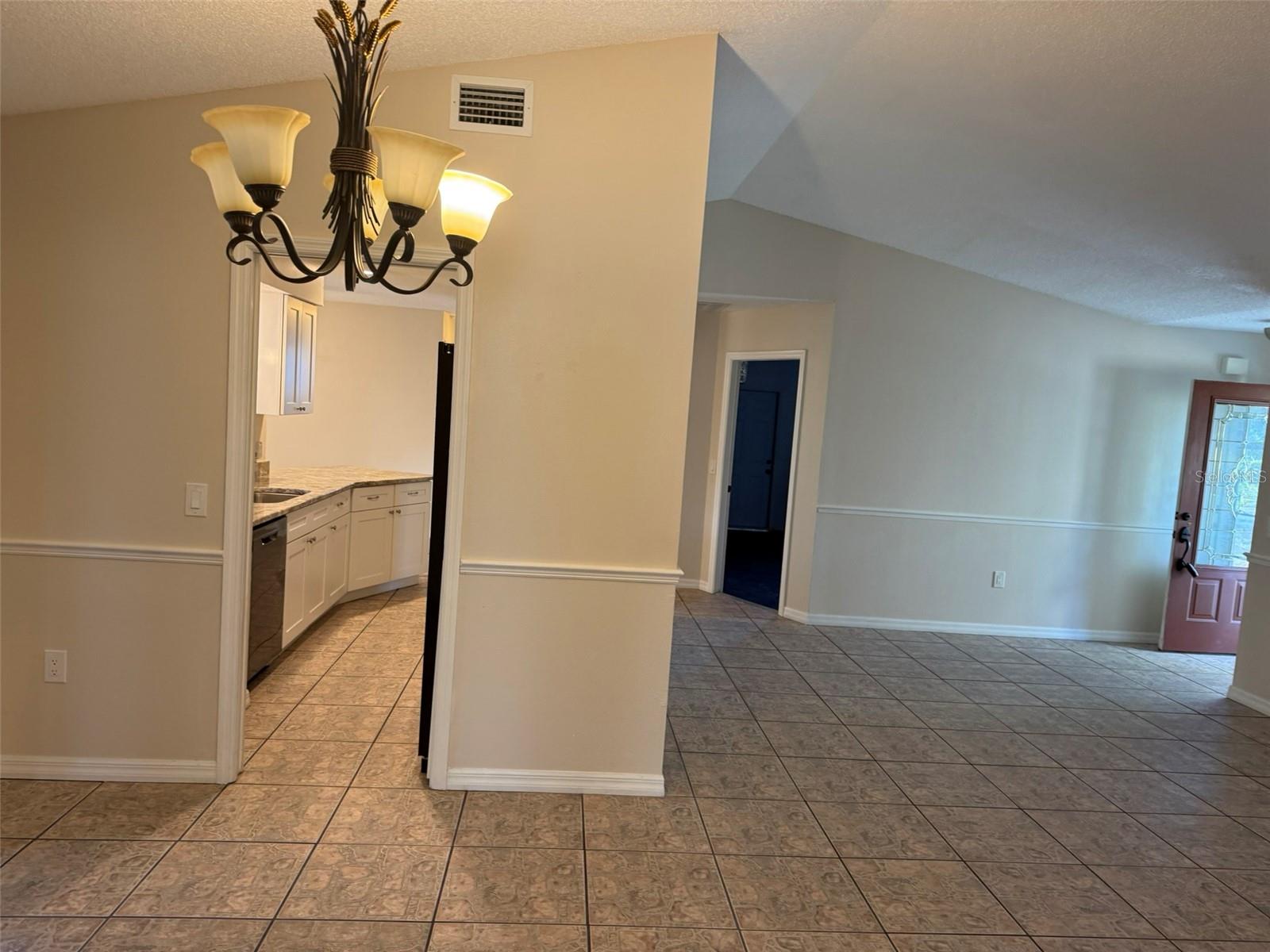 Image 6 of 18 For 10373 Sandrift Avenue