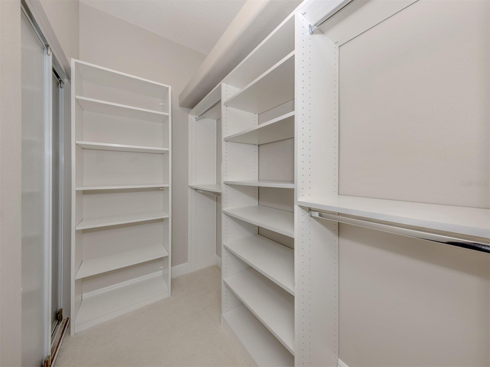 Image 17 of 57 For 319 Park Trace Boulevard