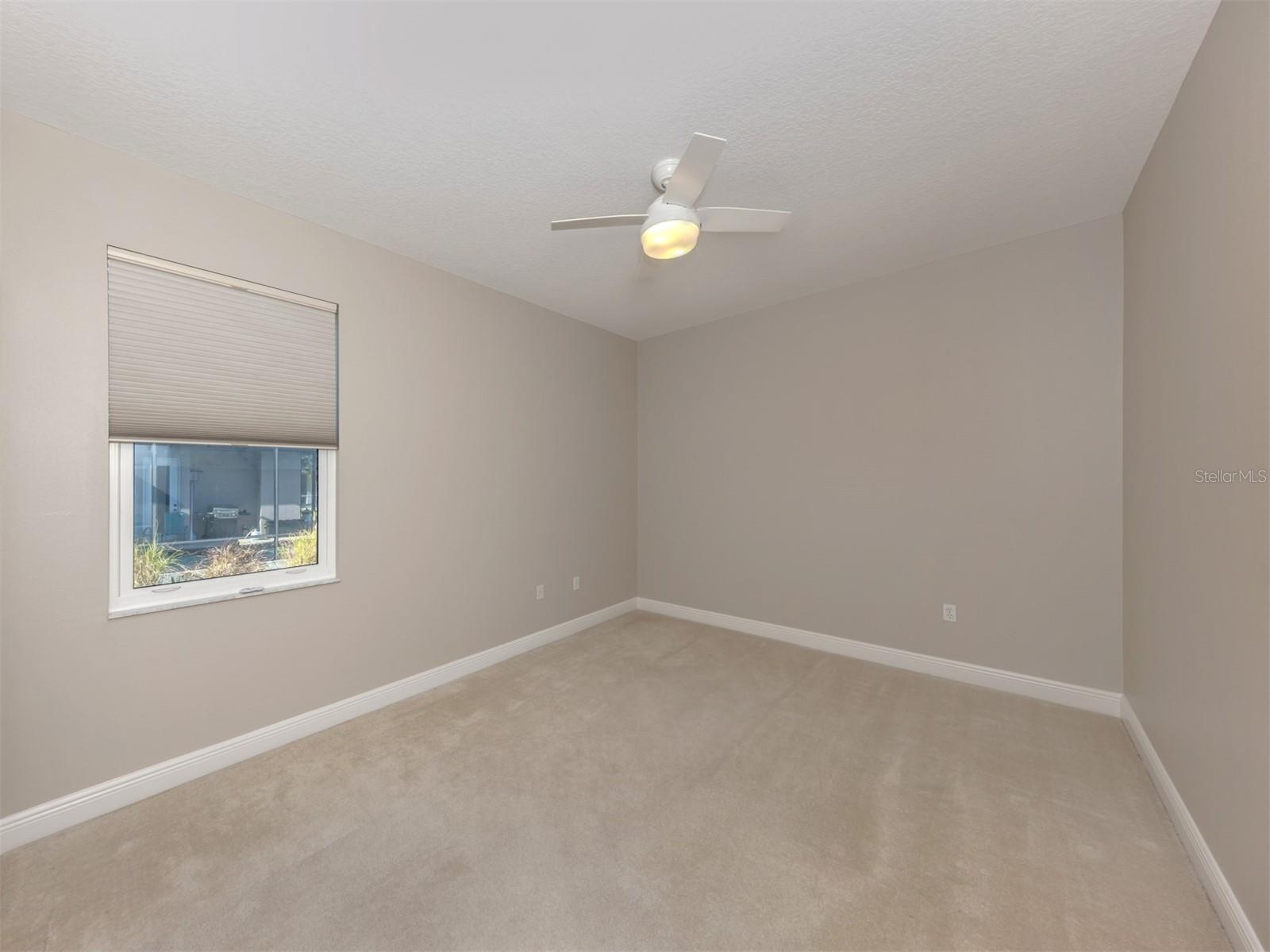 Image 20 of 57 For 319 Park Trace Boulevard