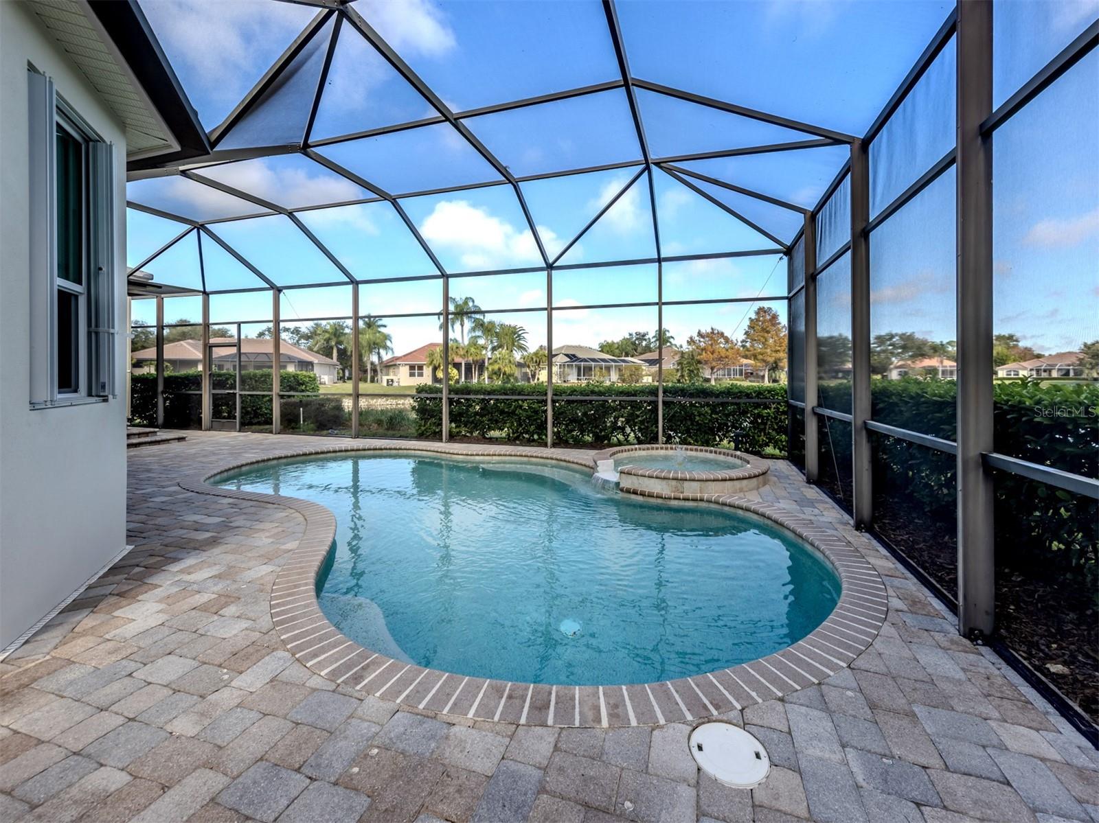 Image 30 of 57 For 319 Park Trace Boulevard