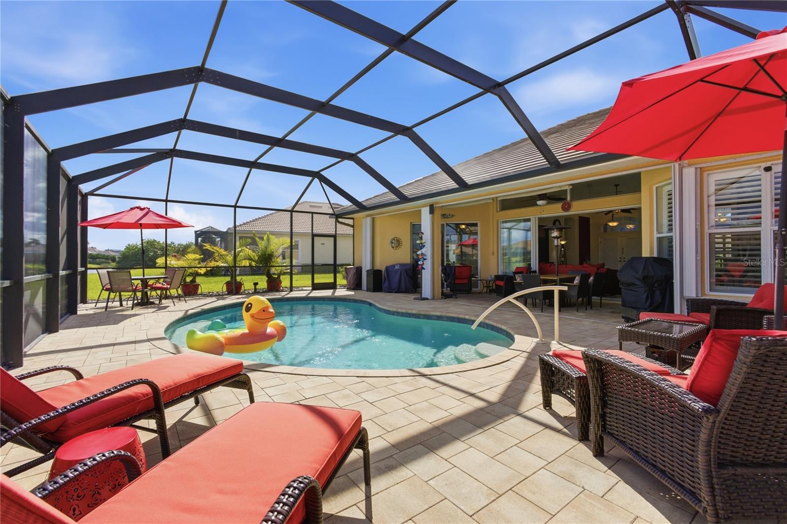 Image 28 of 37 For 677 Lakescene Drive