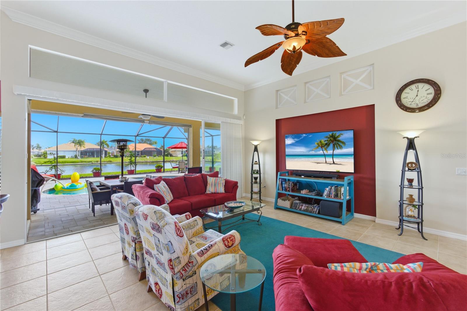 Image 6 of 37 For 677 Lakescene Drive