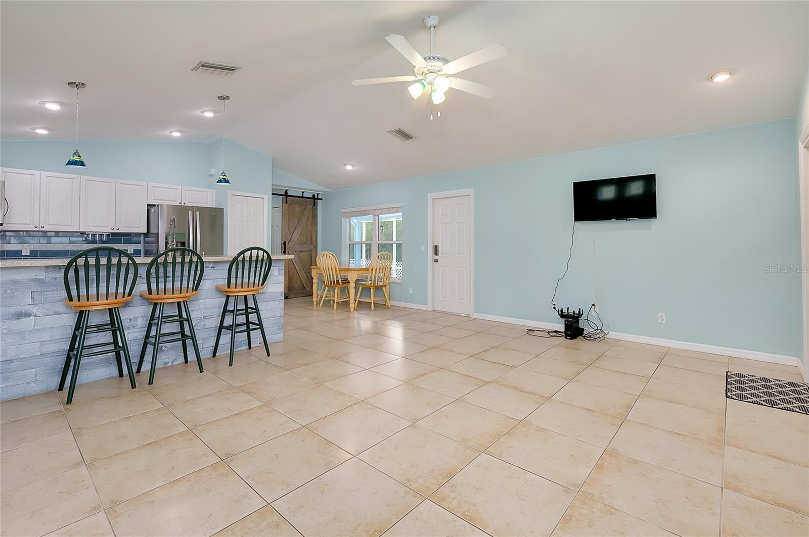 Image 11 of 63 For 6302 Braun Street