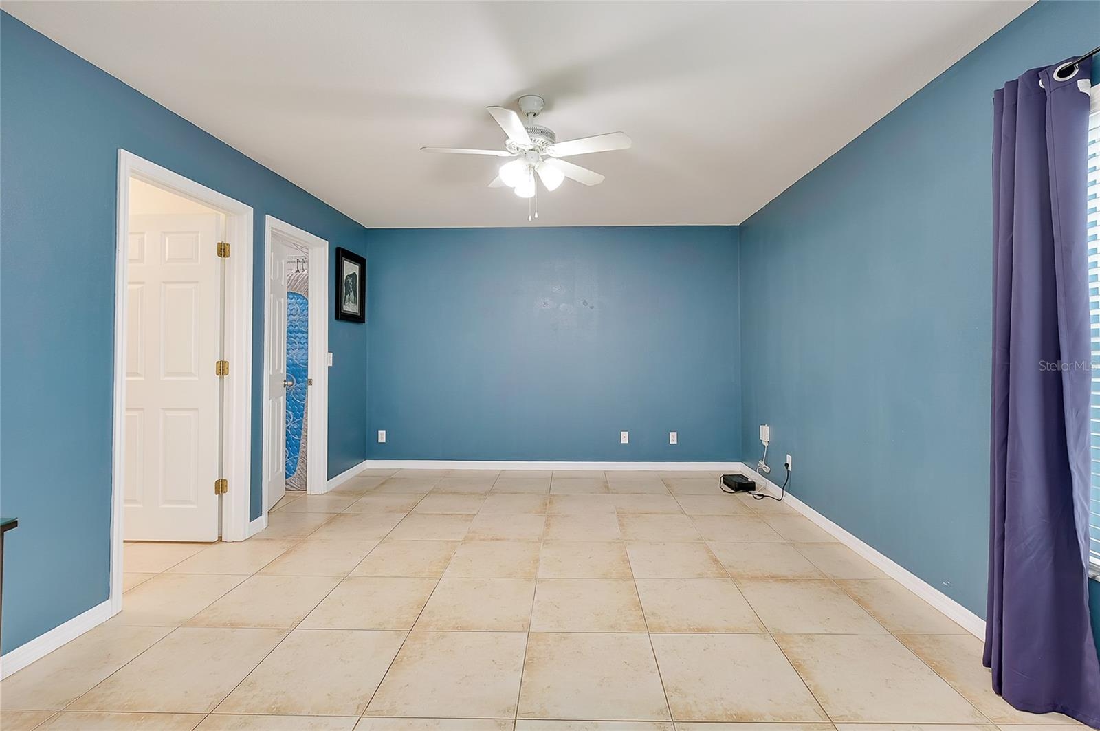 Image 27 of 63 For 6302 Braun Street