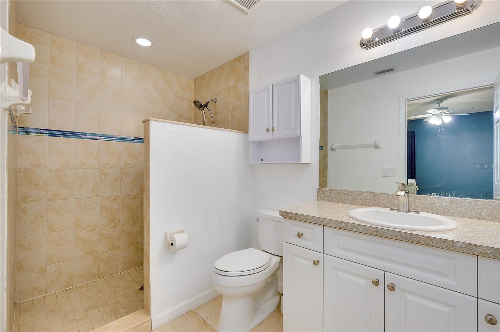 Image 32 of 63 For 6302 Braun Street