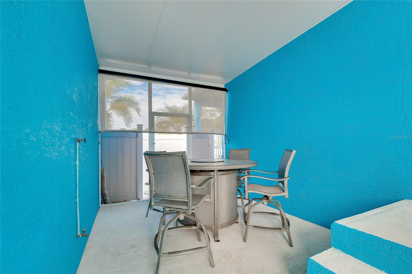 Image 36 of 63 For 6302 Braun Street