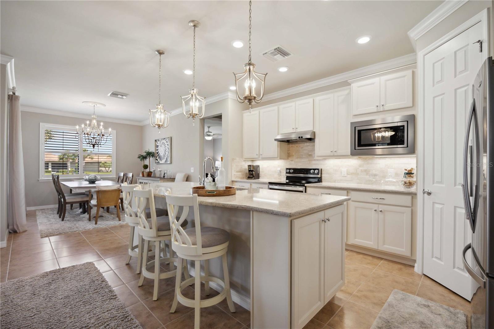 Image 11 of 59 For 13510 Esposito Street