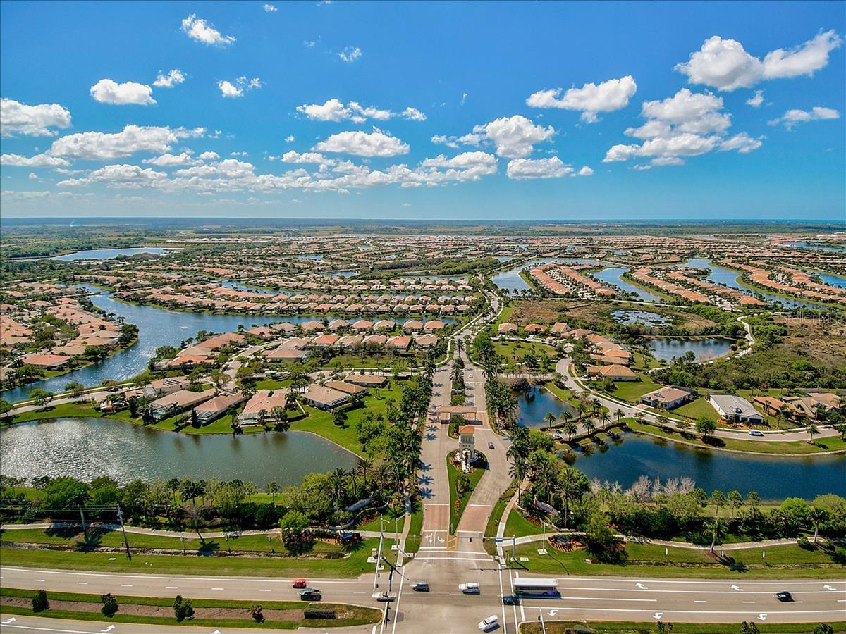 Image 37 of 59 For 13510 Esposito Street