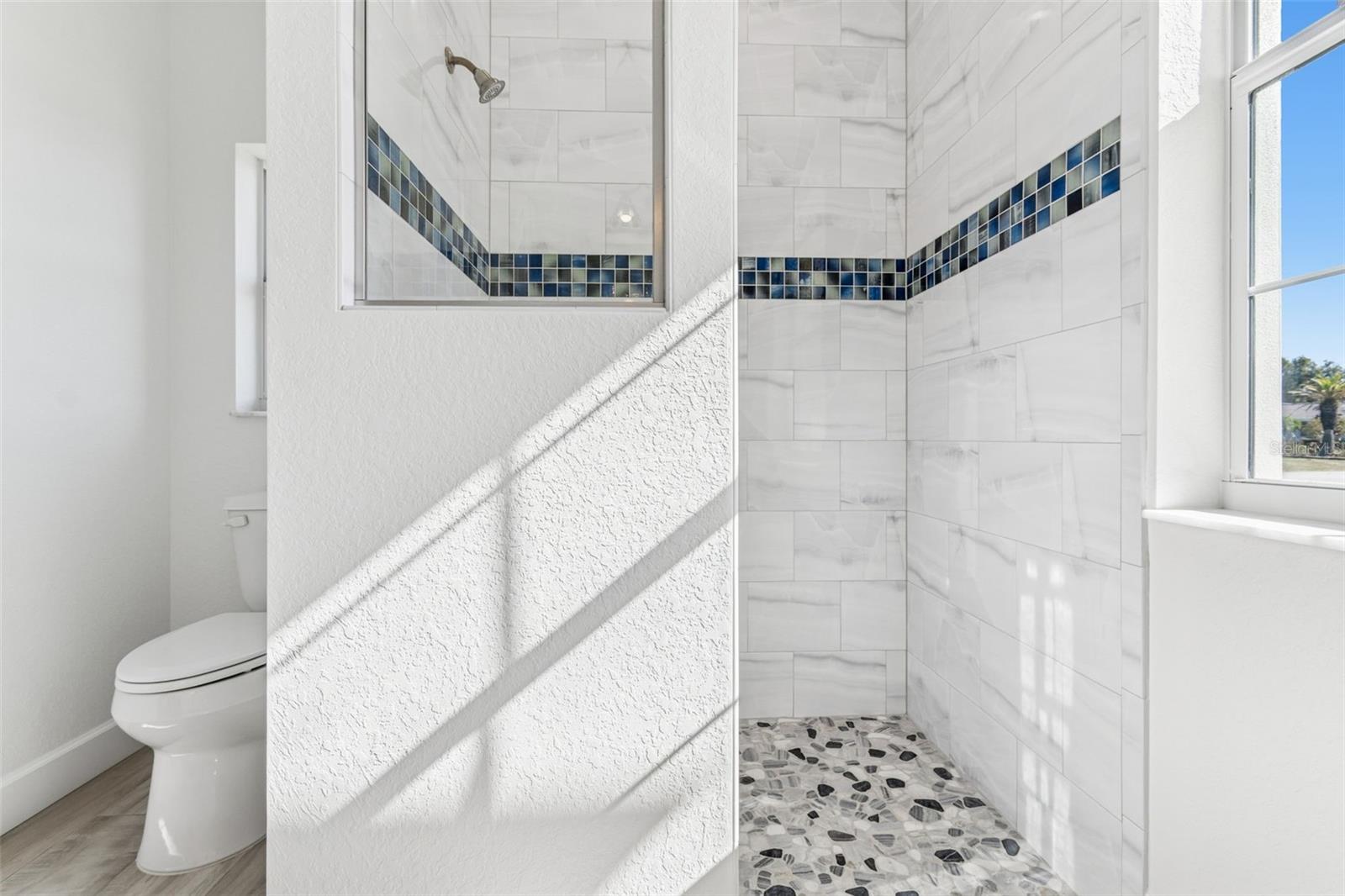 Image 27 of 66 For 1420 Gate Drive