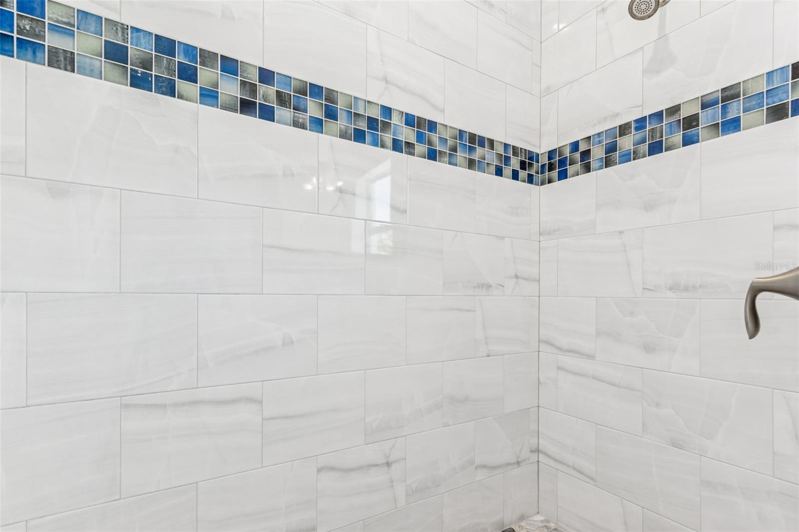 Image 37 of 66 For 1420 Gate Drive