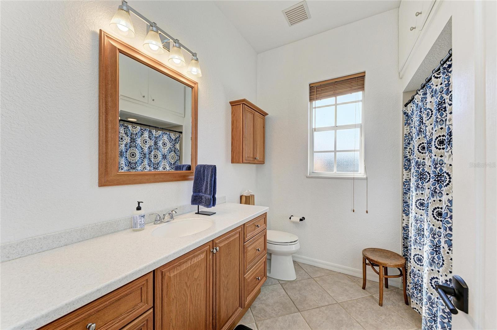 Image 45 of 76 For 1333 Oak Point Court