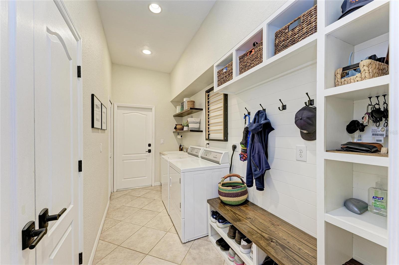 Image 56 of 76 For 1333 Oak Point Court