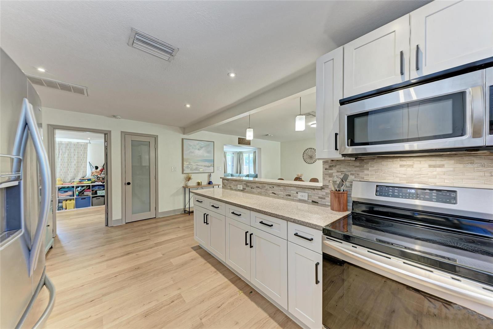 Image 16 of 50 For 4616 Leeta Lane