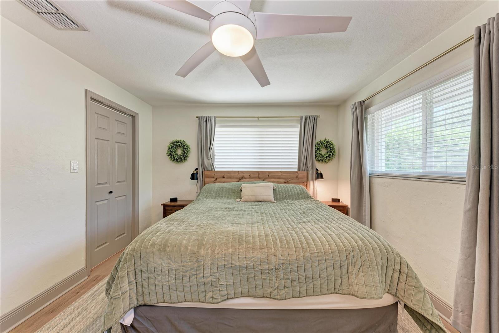 Image 22 of 50 For 4616 Leeta Lane