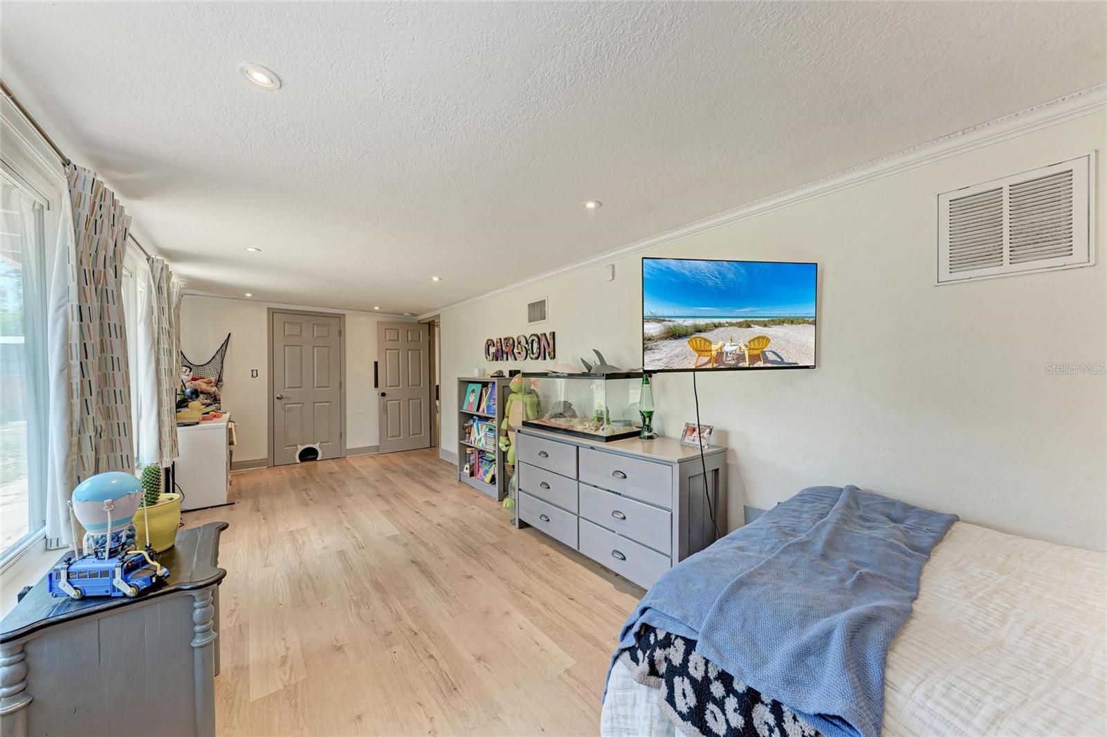 Image 32 of 50 For 4616 Leeta Lane