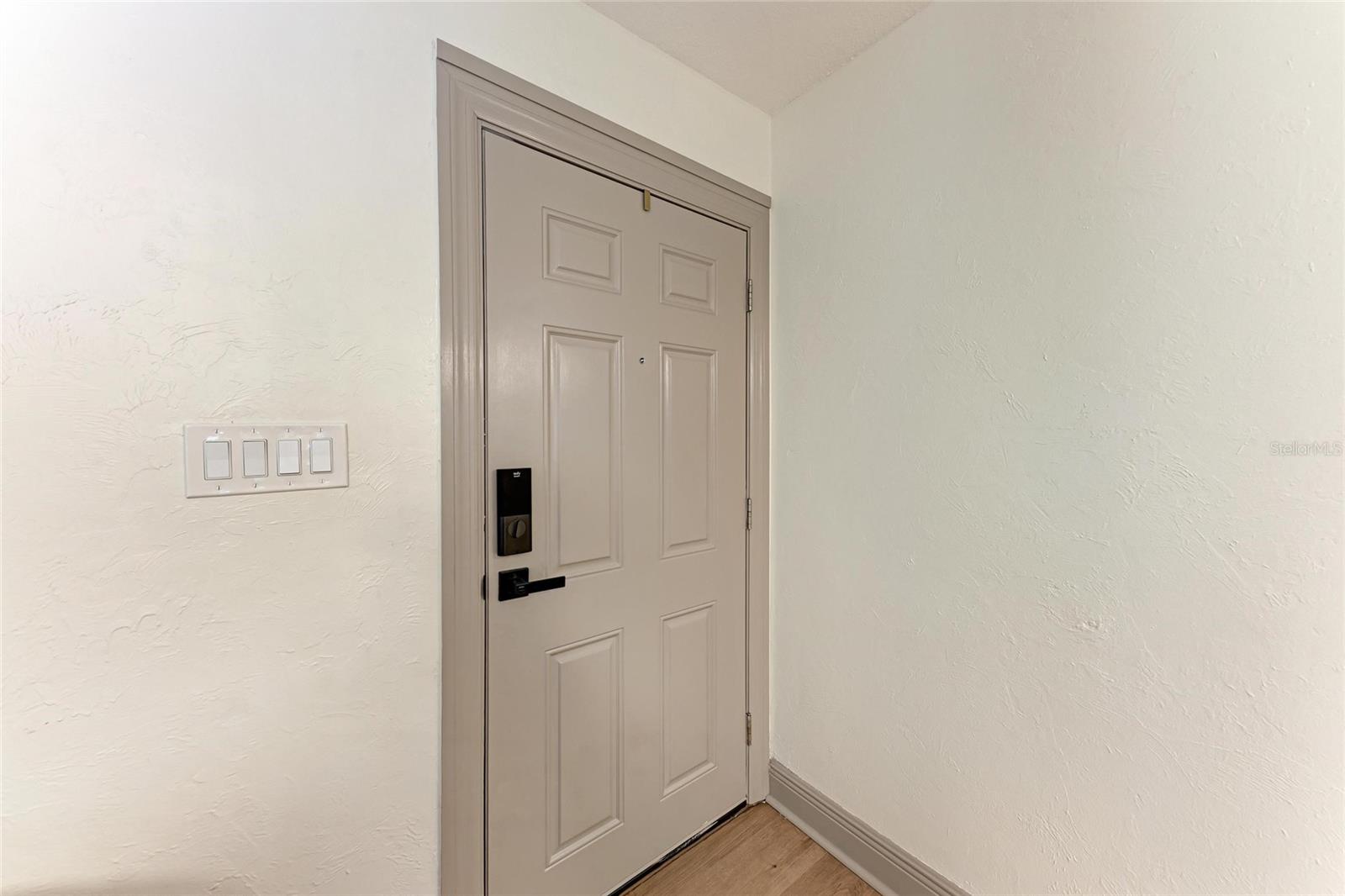 Image 5 of 50 For 4616 Leeta Lane