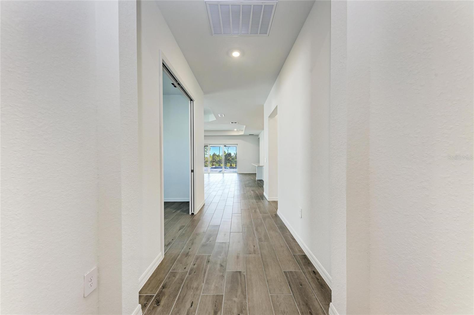 Image 5 of 66 For 13021 Tulum Loop