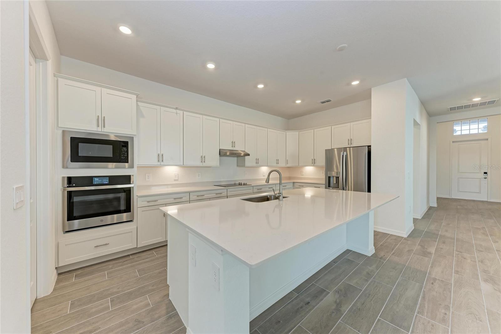 Image 7 of 66 For 13021 Tulum Loop