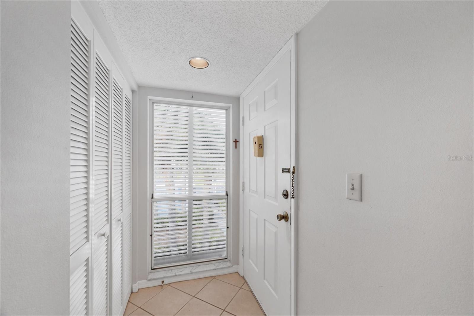 Image 5 of 51 For 454 Cerromar Road 275