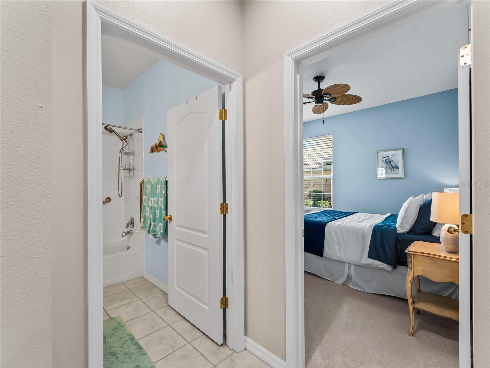 Image 15 of 36 For 4827 Whispering Oaks Drive