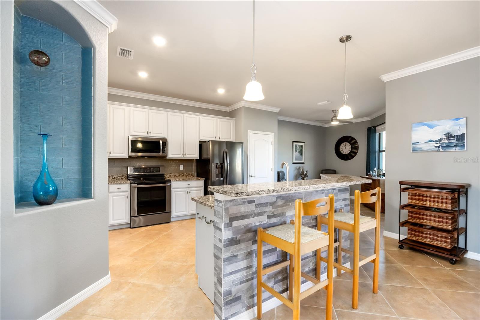 Image 17 of 73 For 20700 Granlago Drive