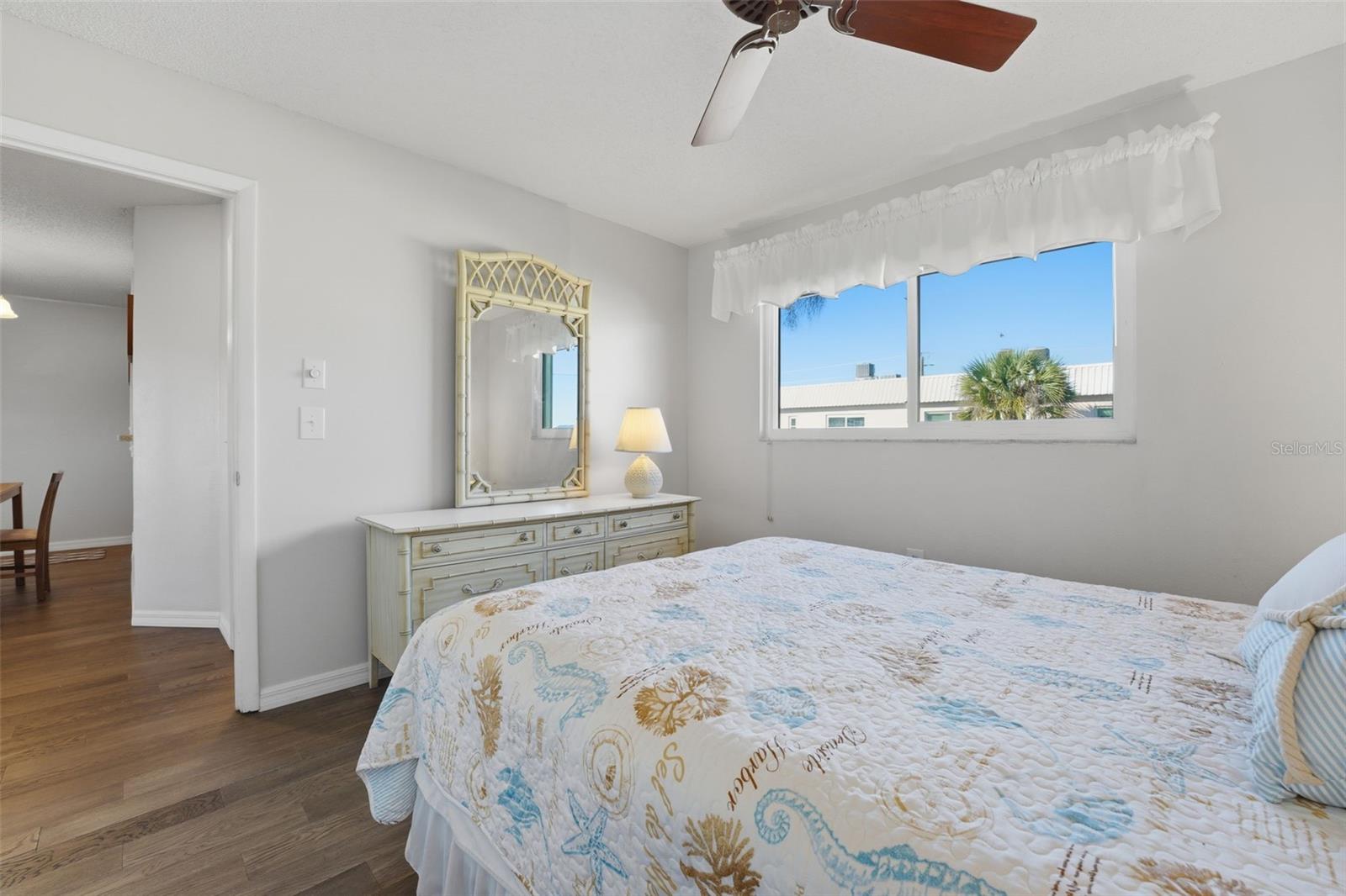 Image 14 of 100 For 461 Airport Avenue E 106