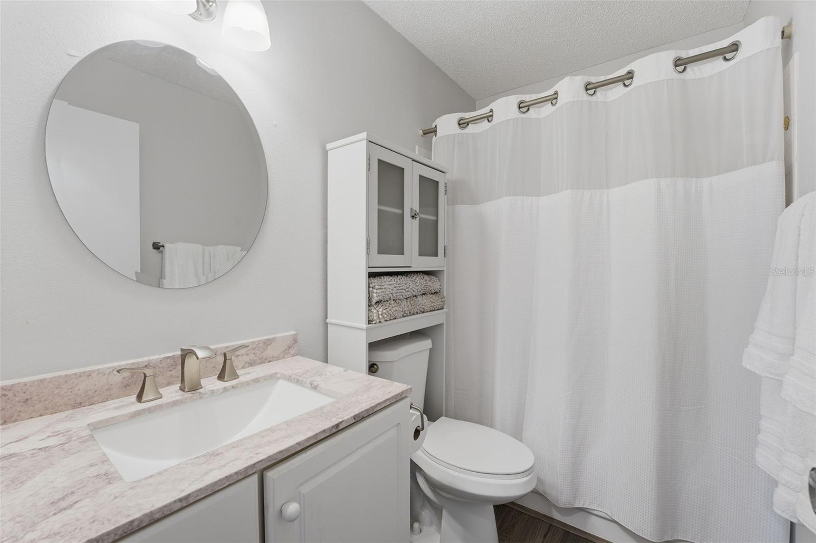 Image 15 of 100 For 461 Airport Avenue E 106