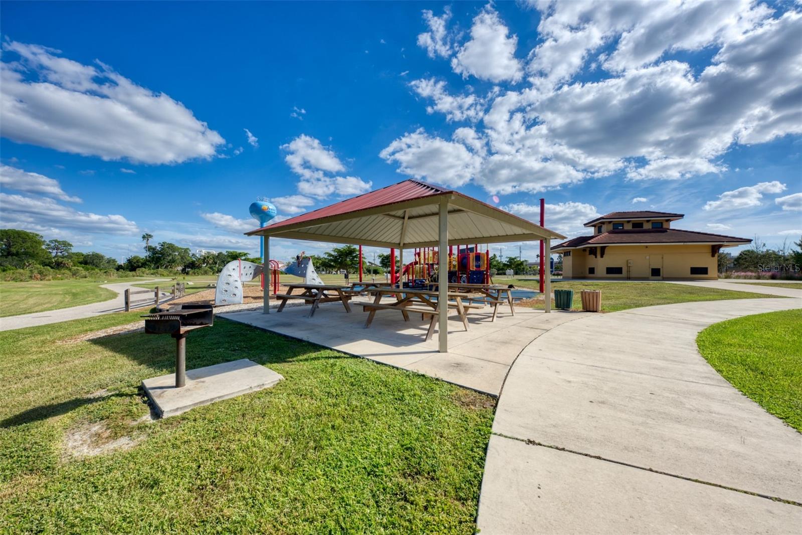 Image 49 of 100 For 461 Airport Avenue E 106