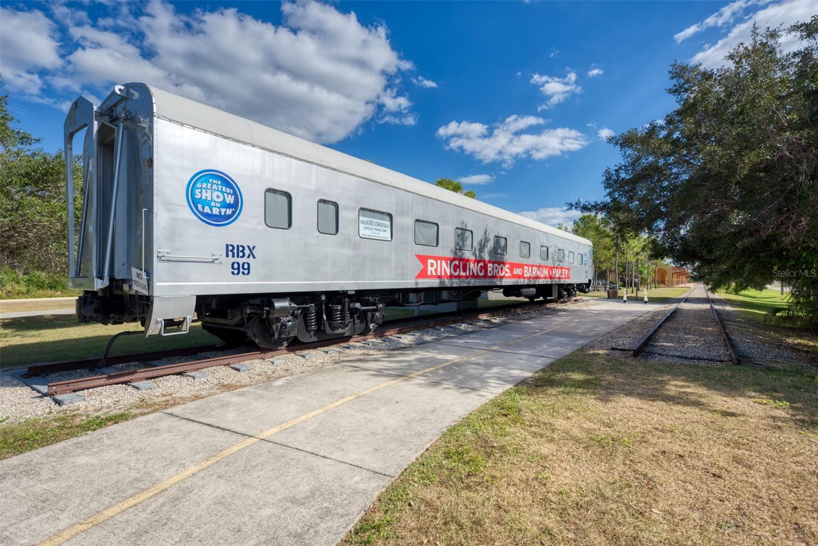 Image 55 of 100 For 461 Airport Avenue E 106