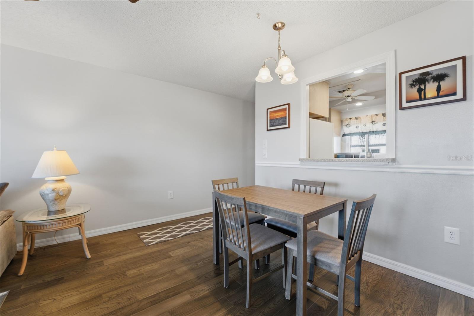 Image 6 of 100 For 461 Airport Avenue E 106