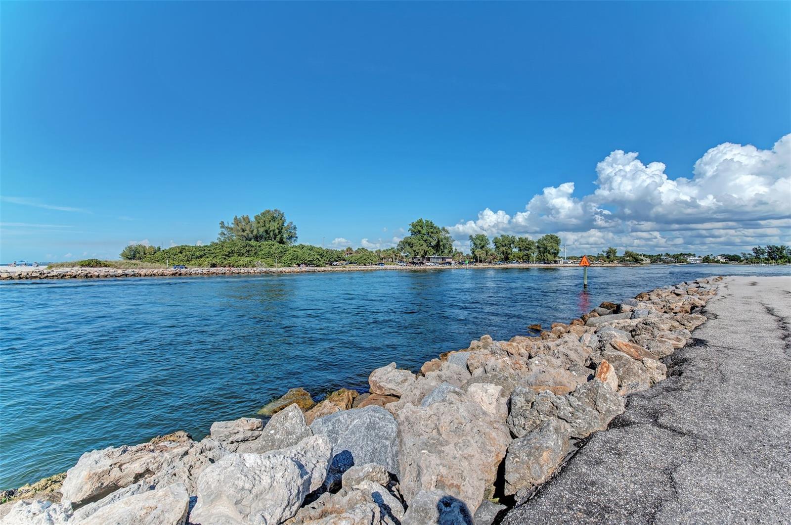 Image 87 of 100 For 461 Airport Avenue E 106