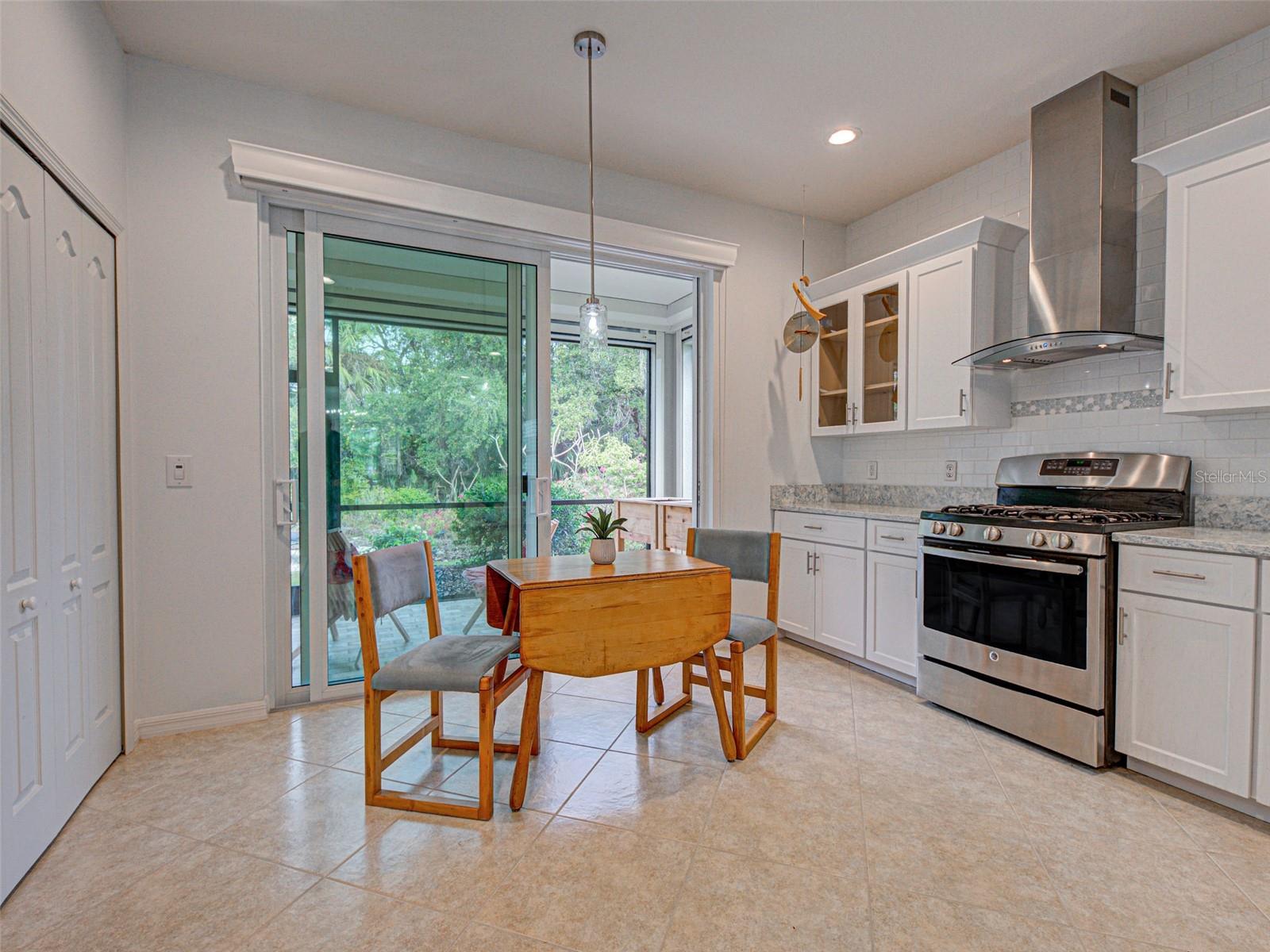 Image 11 of 44 For 12580 Sagewood Drive