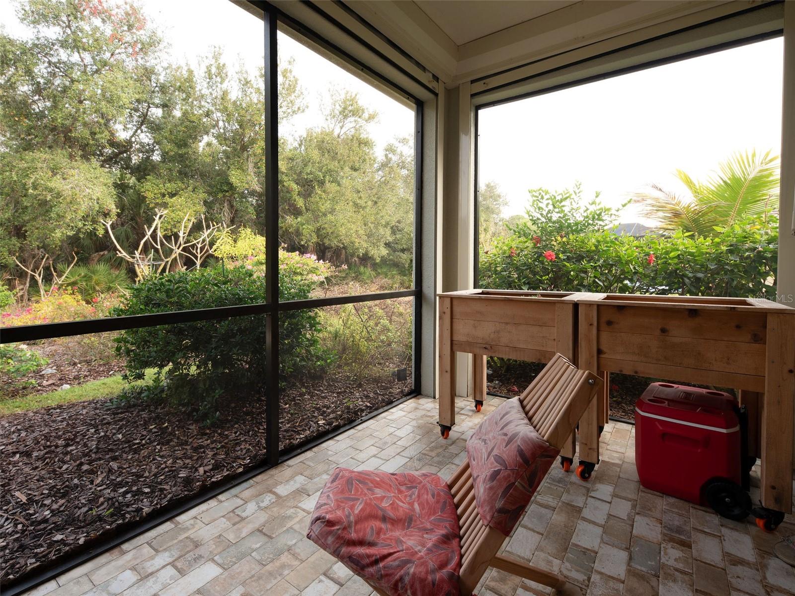 Image 16 of 44 For 12580 Sagewood Drive