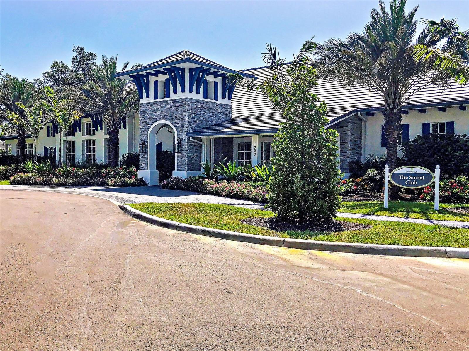 Image 36 of 44 For 12580 Sagewood Drive