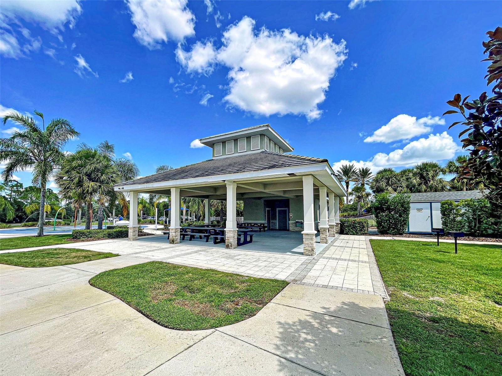 Image 40 of 44 For 12580 Sagewood Drive