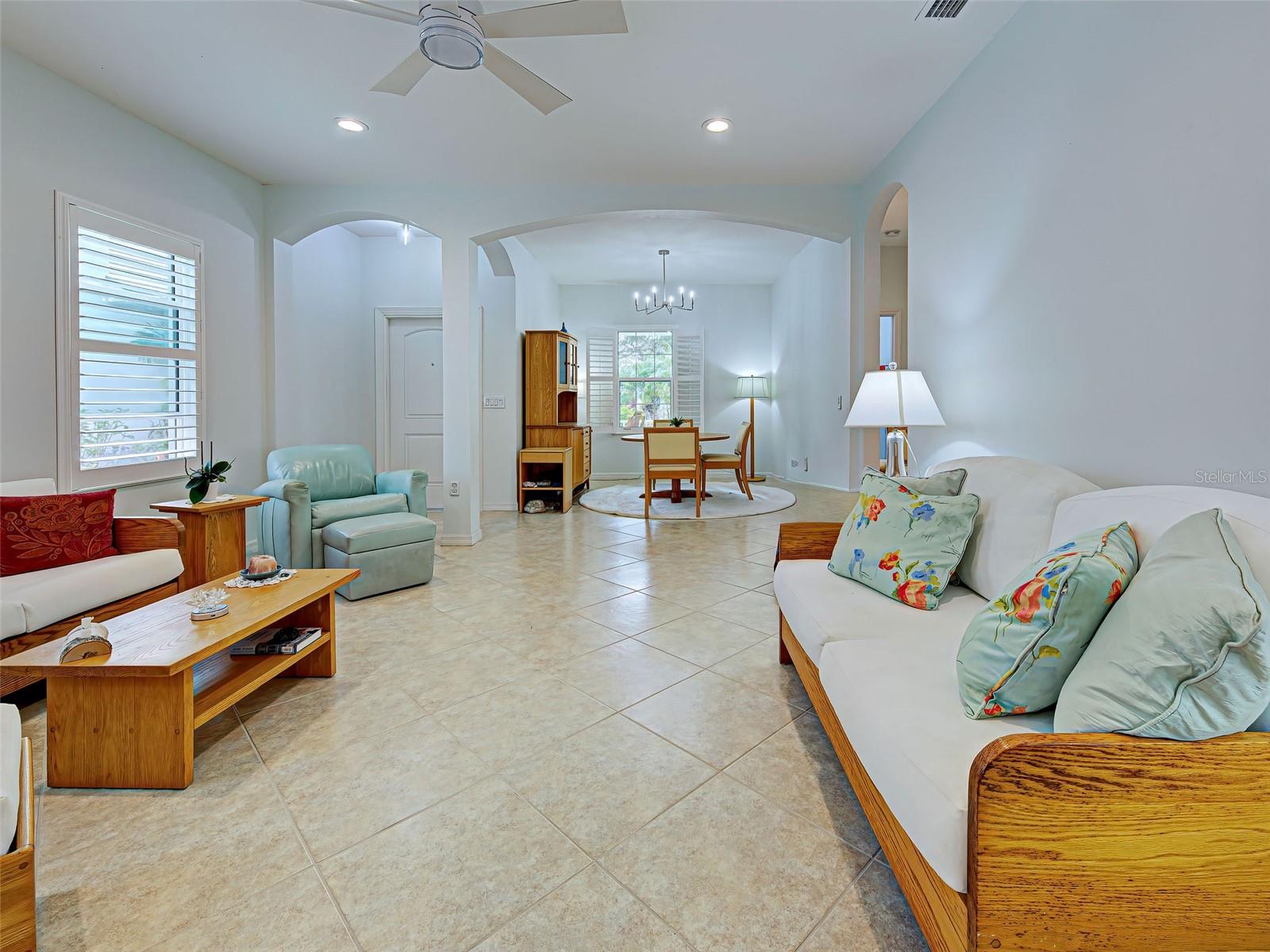 Image 8 of 44 For 12580 Sagewood Drive