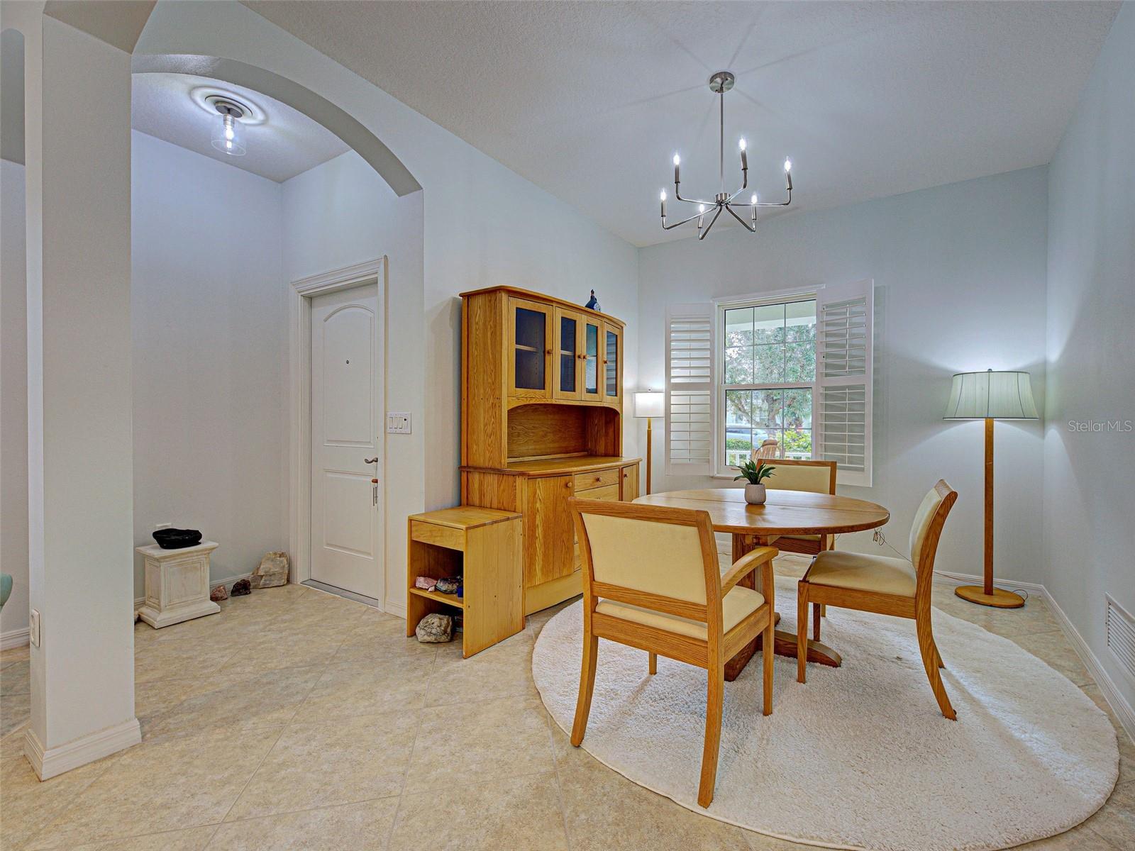 Image 9 of 44 For 12580 Sagewood Drive